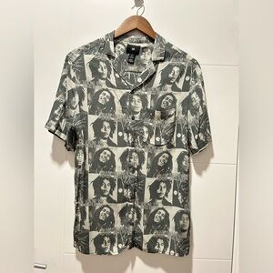 H&M Black and Gray Graphic BOB MARLEY Shirt